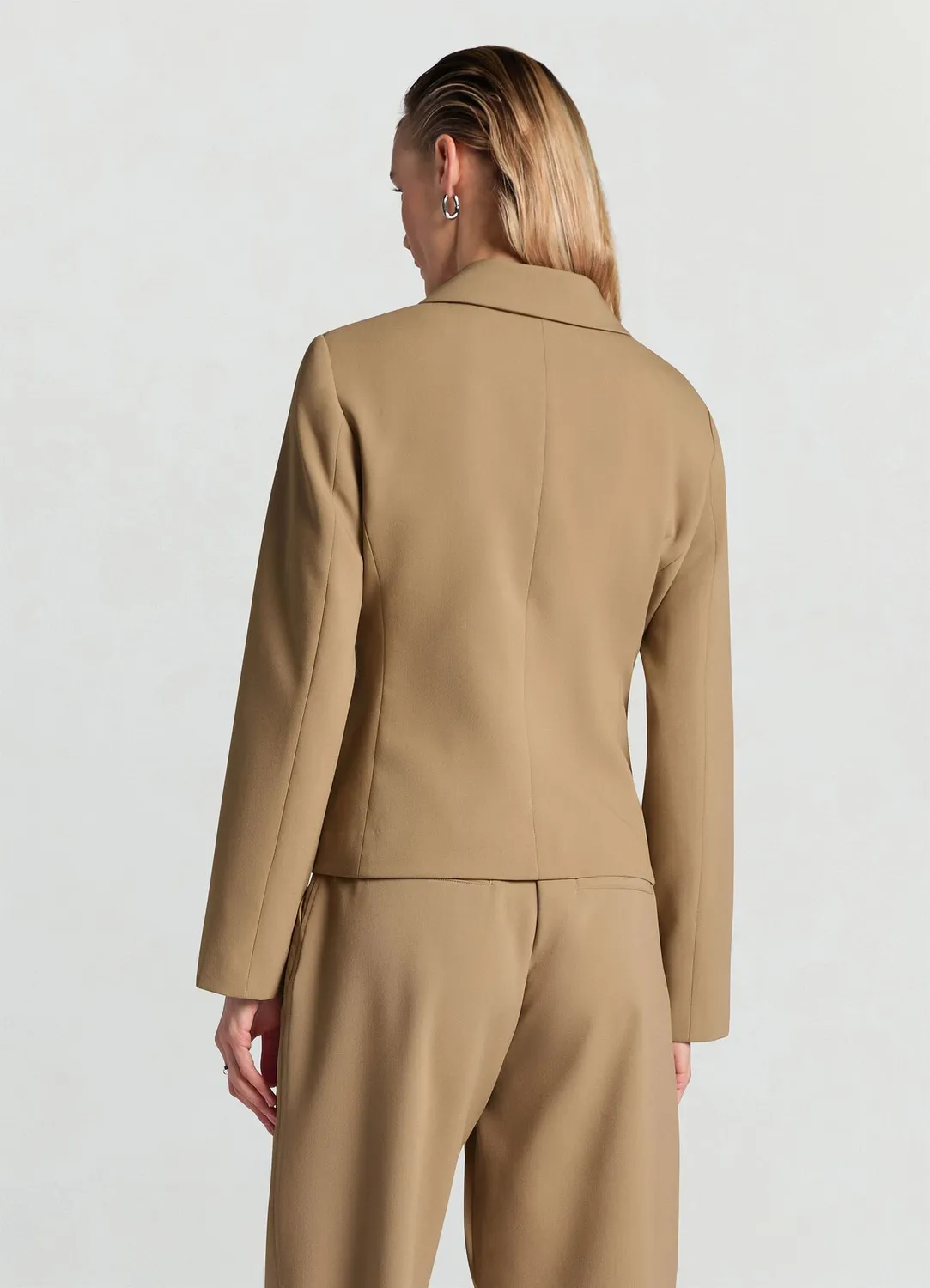 Calliope veste femme poches 3 boutons bureau