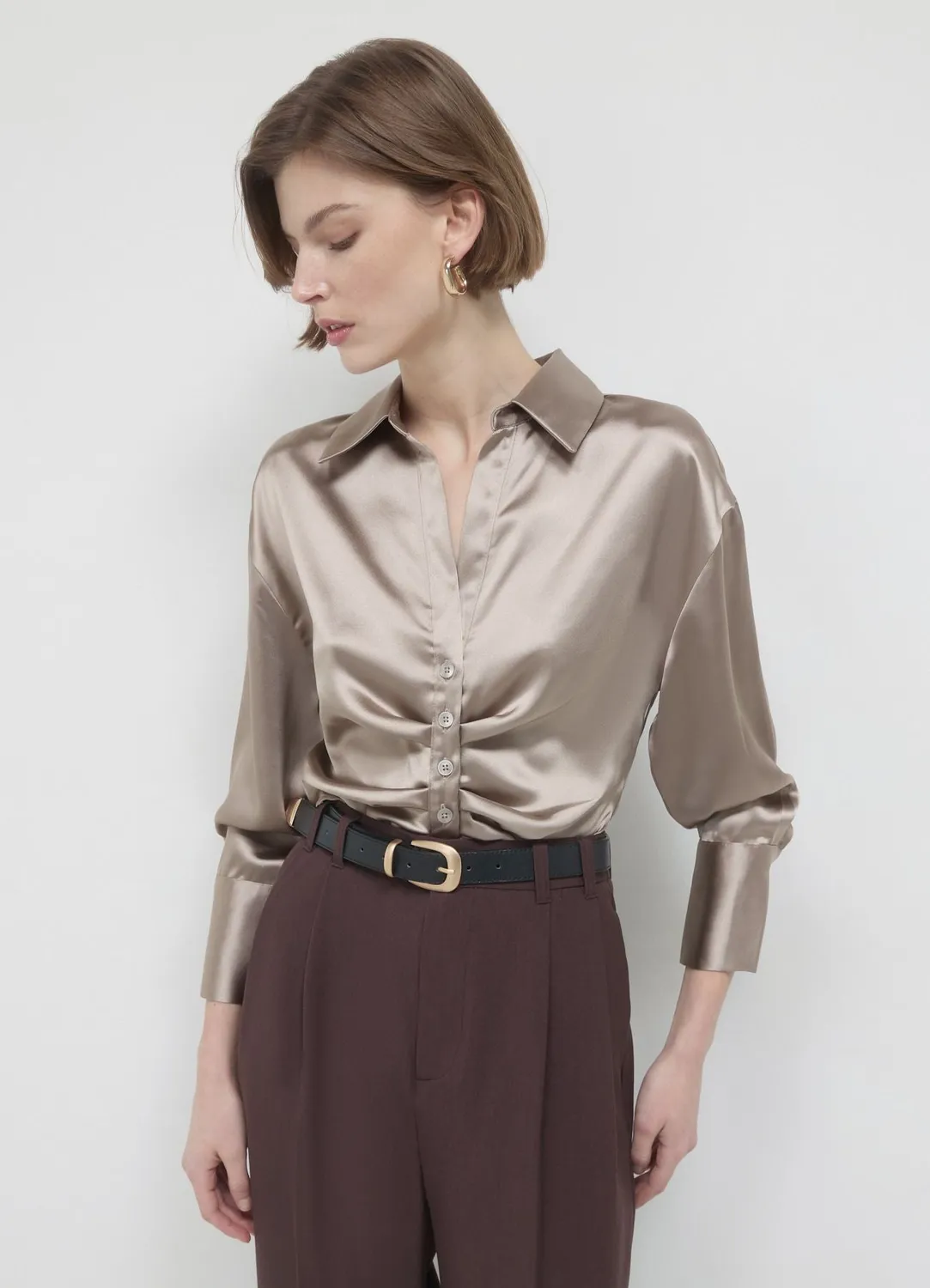 Calliope chemise crop satinée froncée femme