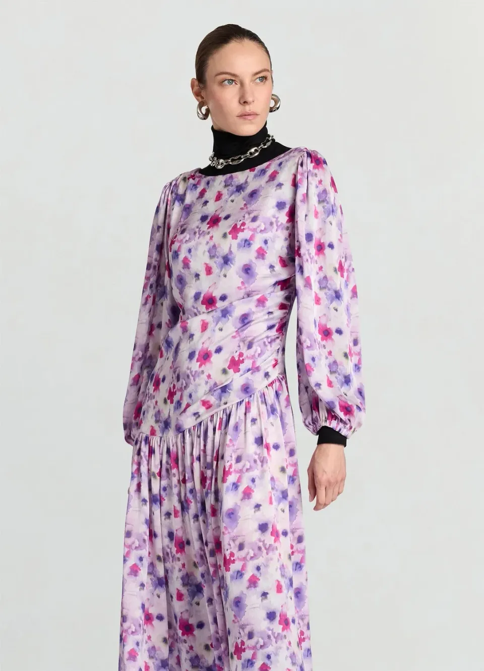 Calliope Arabia robe satin fleurs manches longues femme