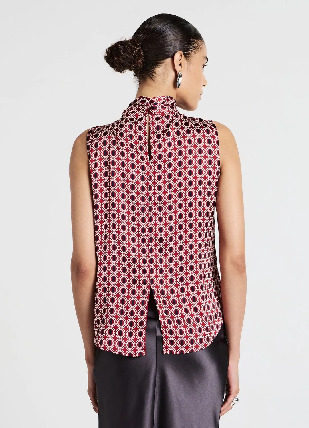 Calliope top satin femme sans manches motif géométrique