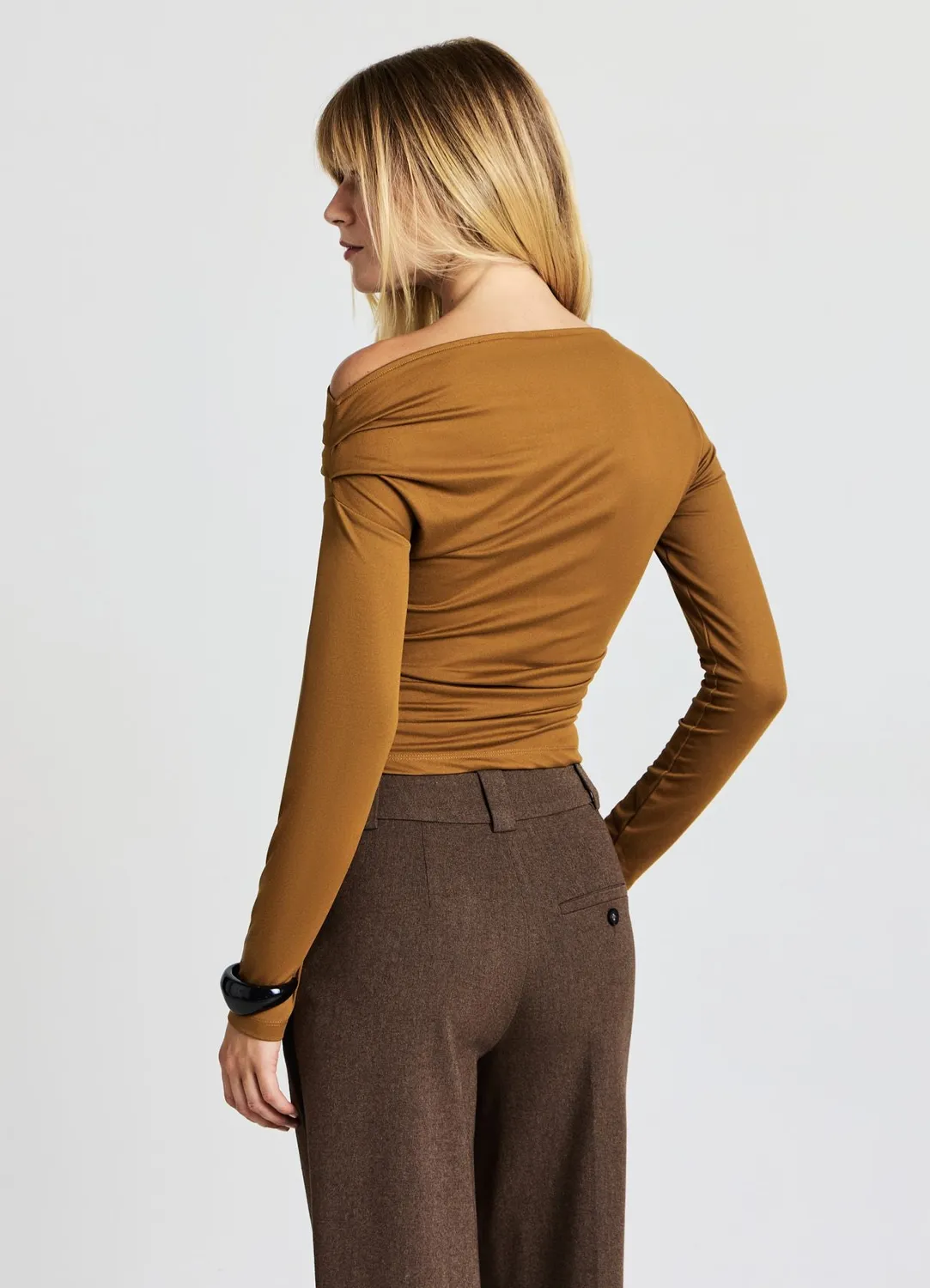 Calliope T-shirt Col Asymétrique Femme Manches Longues