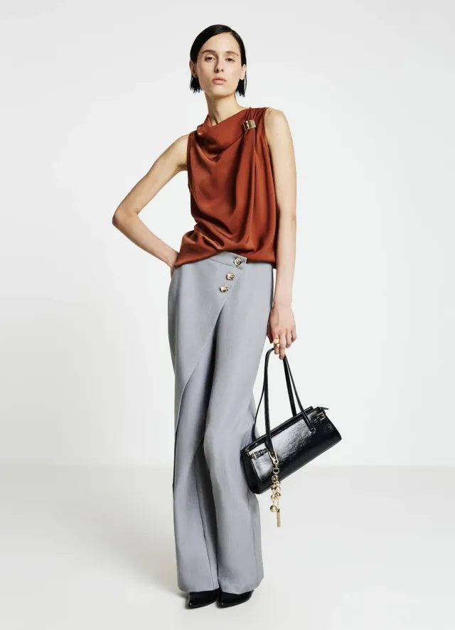 Calliope top satin femme anneau épaule drapé
