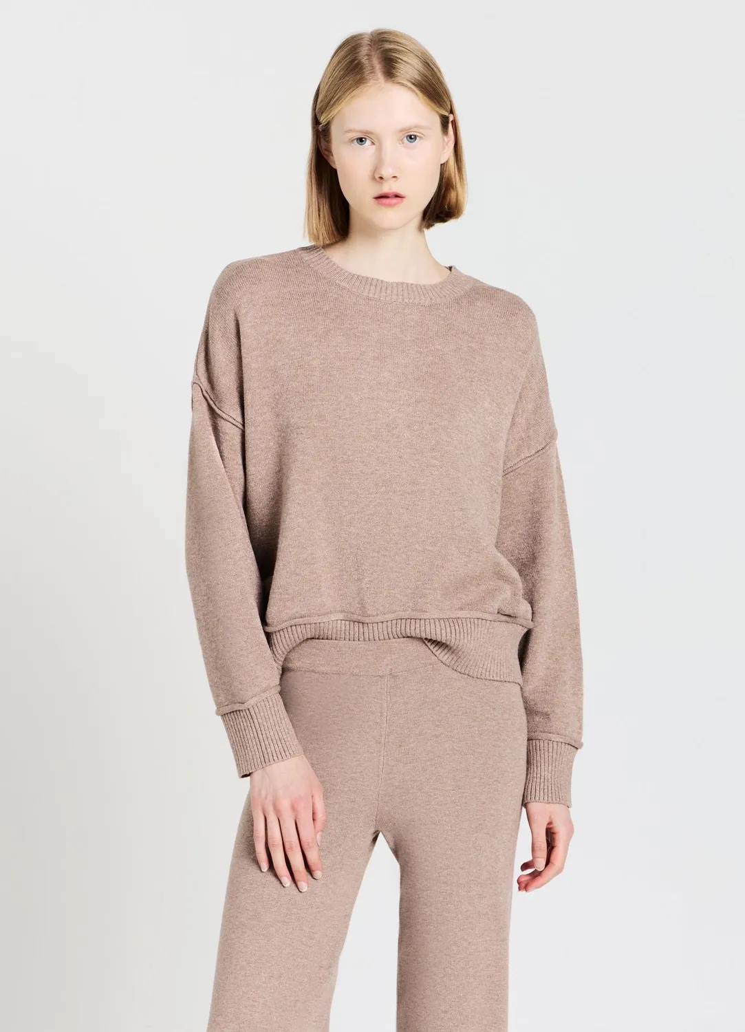 Calliope pull col rond bords francs femme