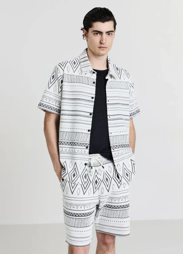 Calliope short sport homme motif ethnique