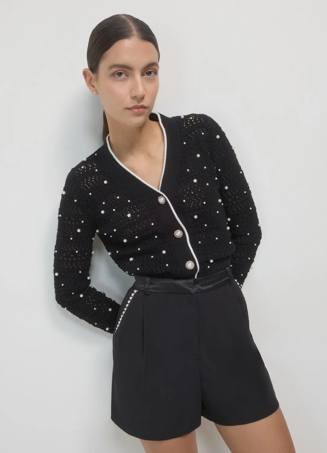 Calliope short femme perles poches latérales uni