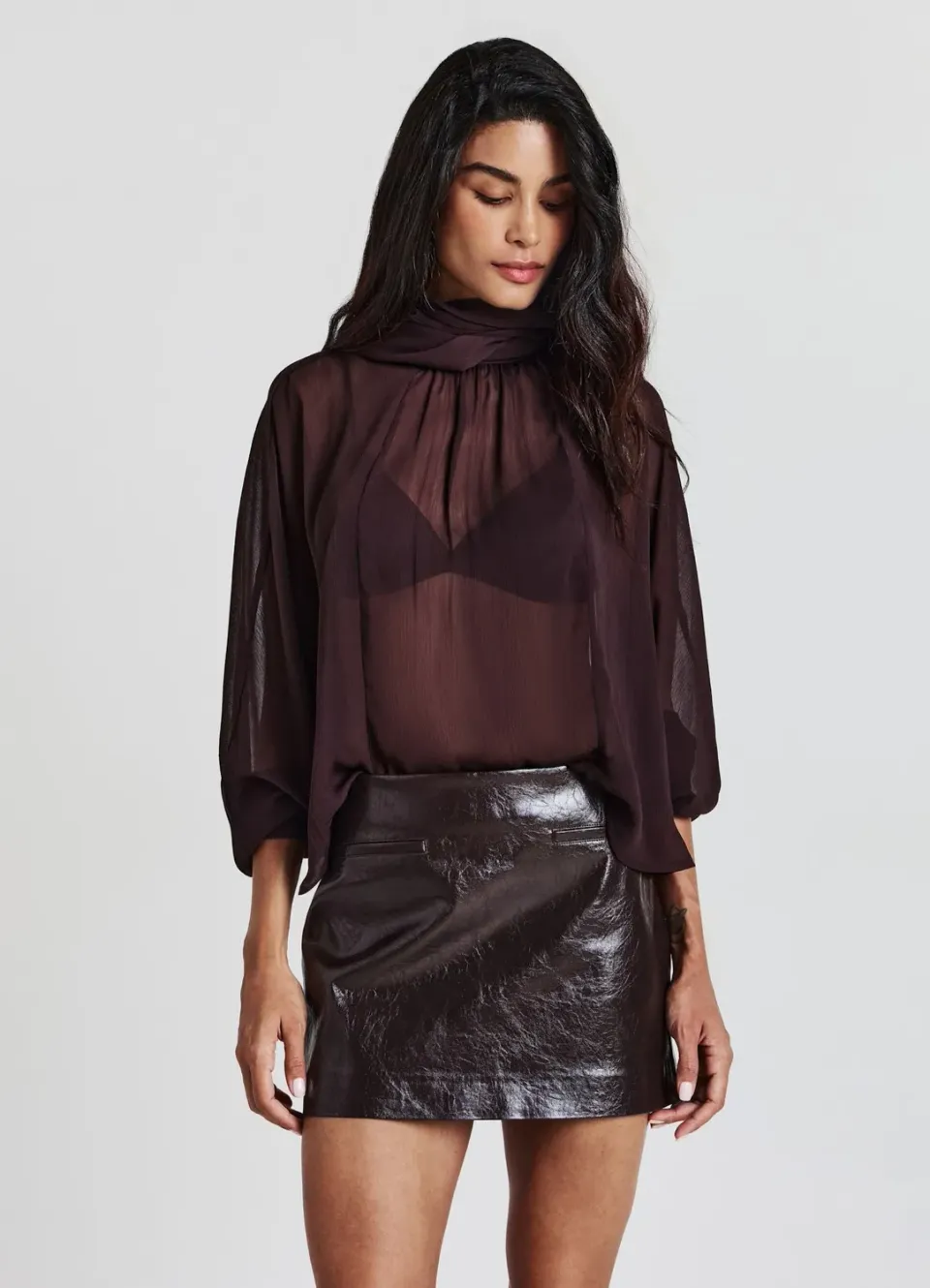Calliope minijupe effet cuir verni femme