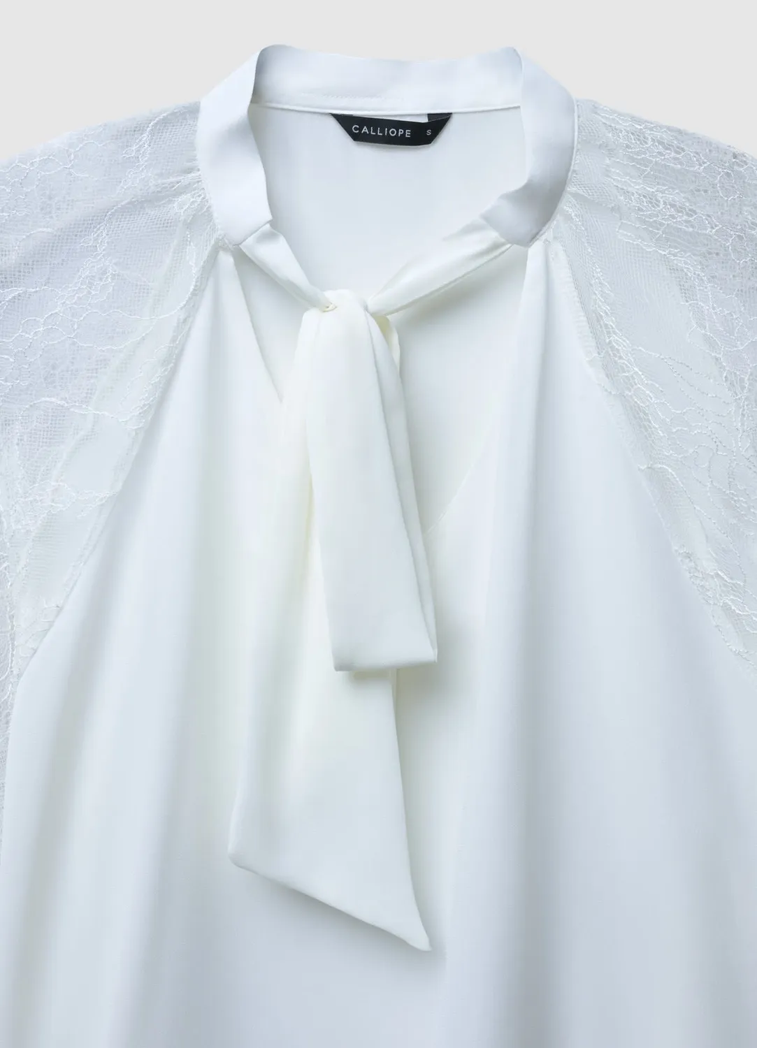 Calliope blouse à nœud femme manches dentelle
