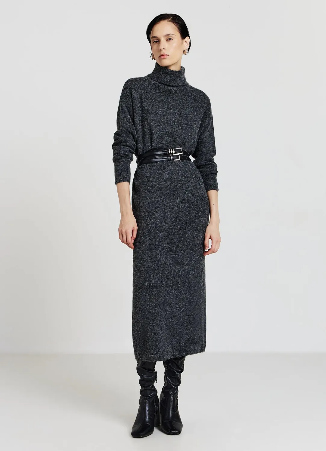 Calliope Atelier robe pull col roulé maille