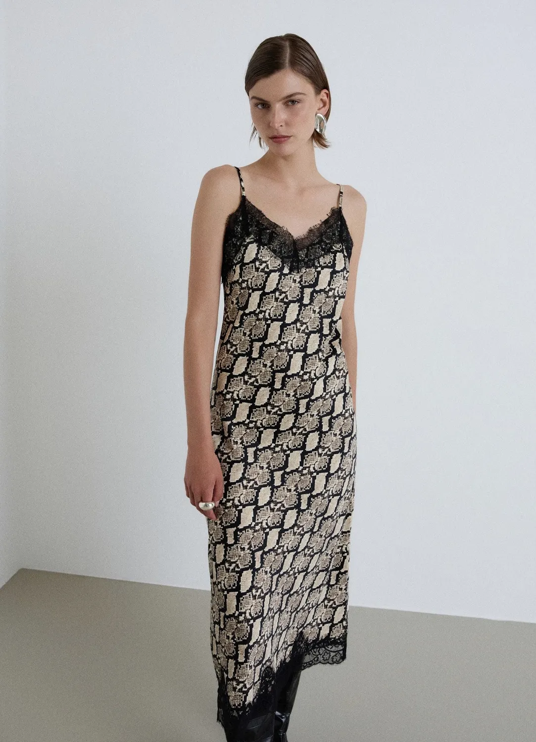 Calliope robe nuisette femme imprimé animalier dentelle