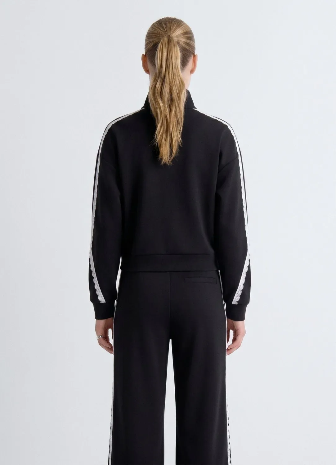 Calliope sweat zip macramé femme