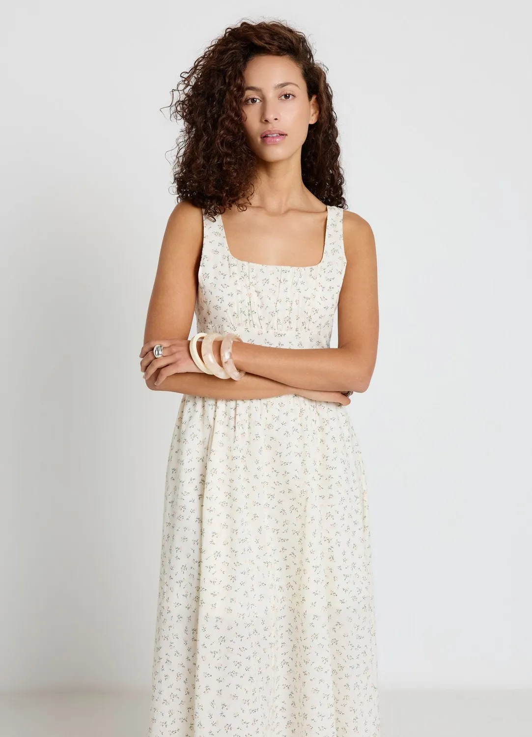 Calliope robe longue fleurs col carré femme