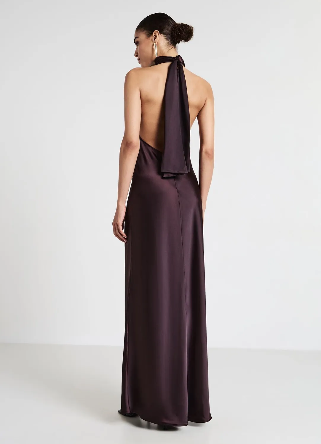 Calliope Atelier robe longue halterneck satin femme unie