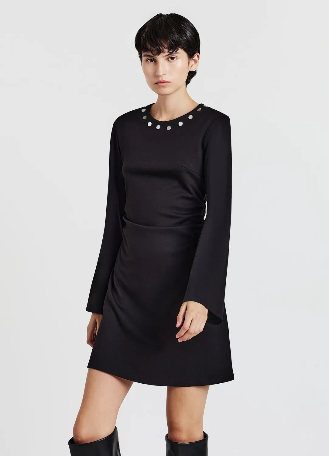 Calliope robe courte drapée clous manches longues S