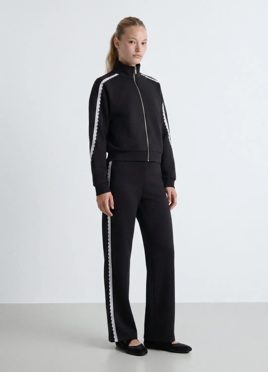 Calliope sweat zip macramé femme