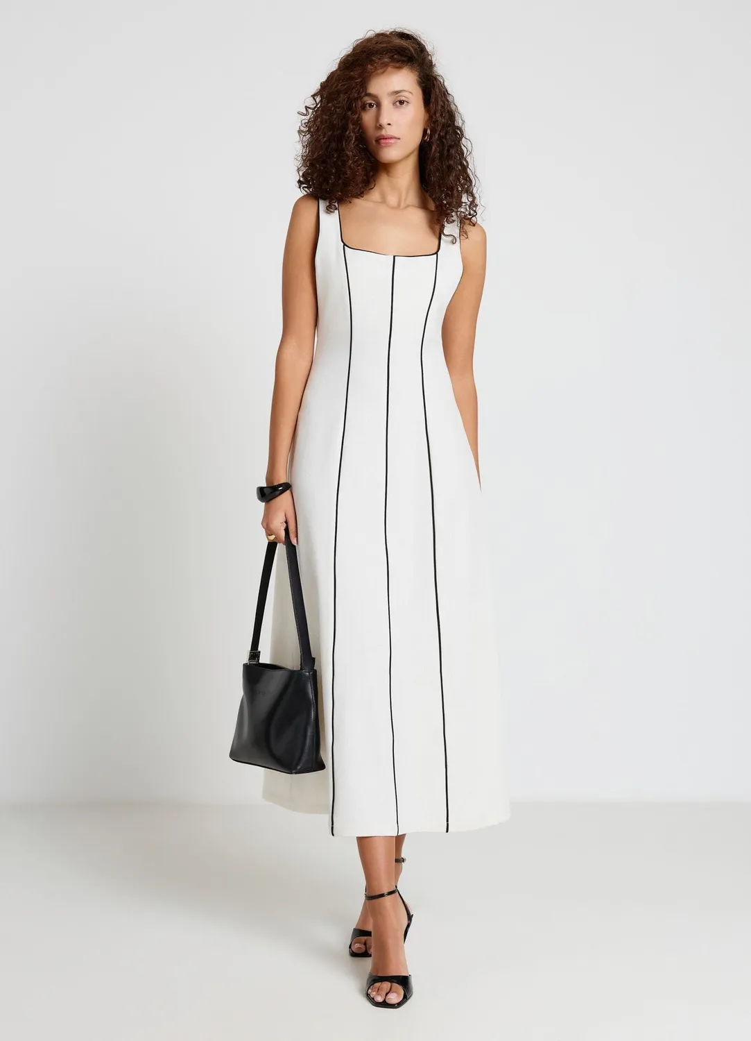 Calliope Robe Longue Femme Encolure Carrée Contrastée
