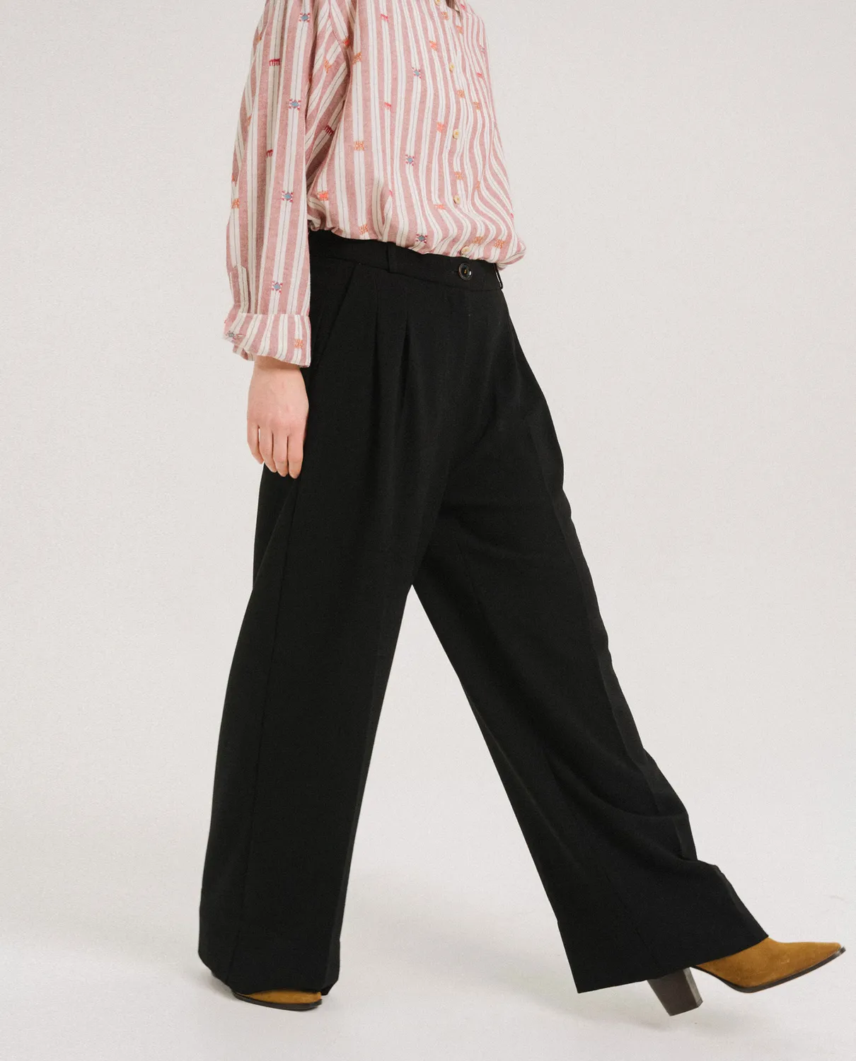 TINSELS UPTON NOIR pantalon large crêpe fluide