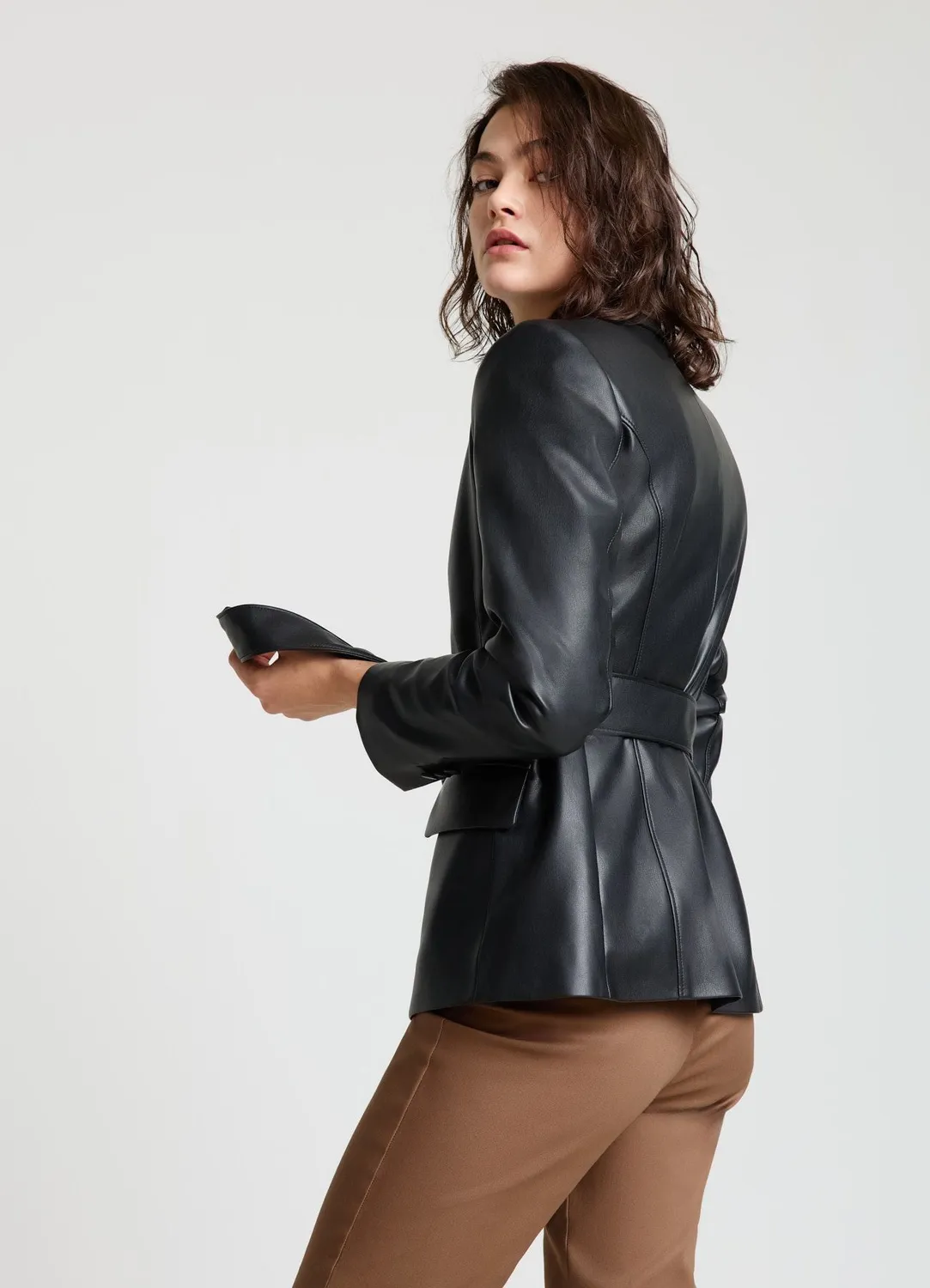 Calliope blazer effet cuir femme avec ceinture