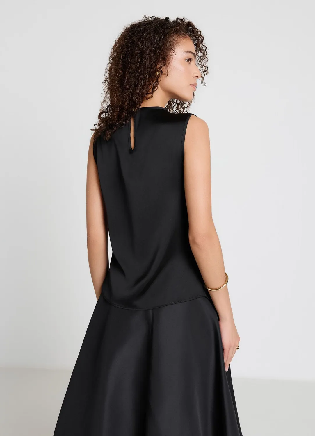 Calliope top asymétrique satiné boucle femme