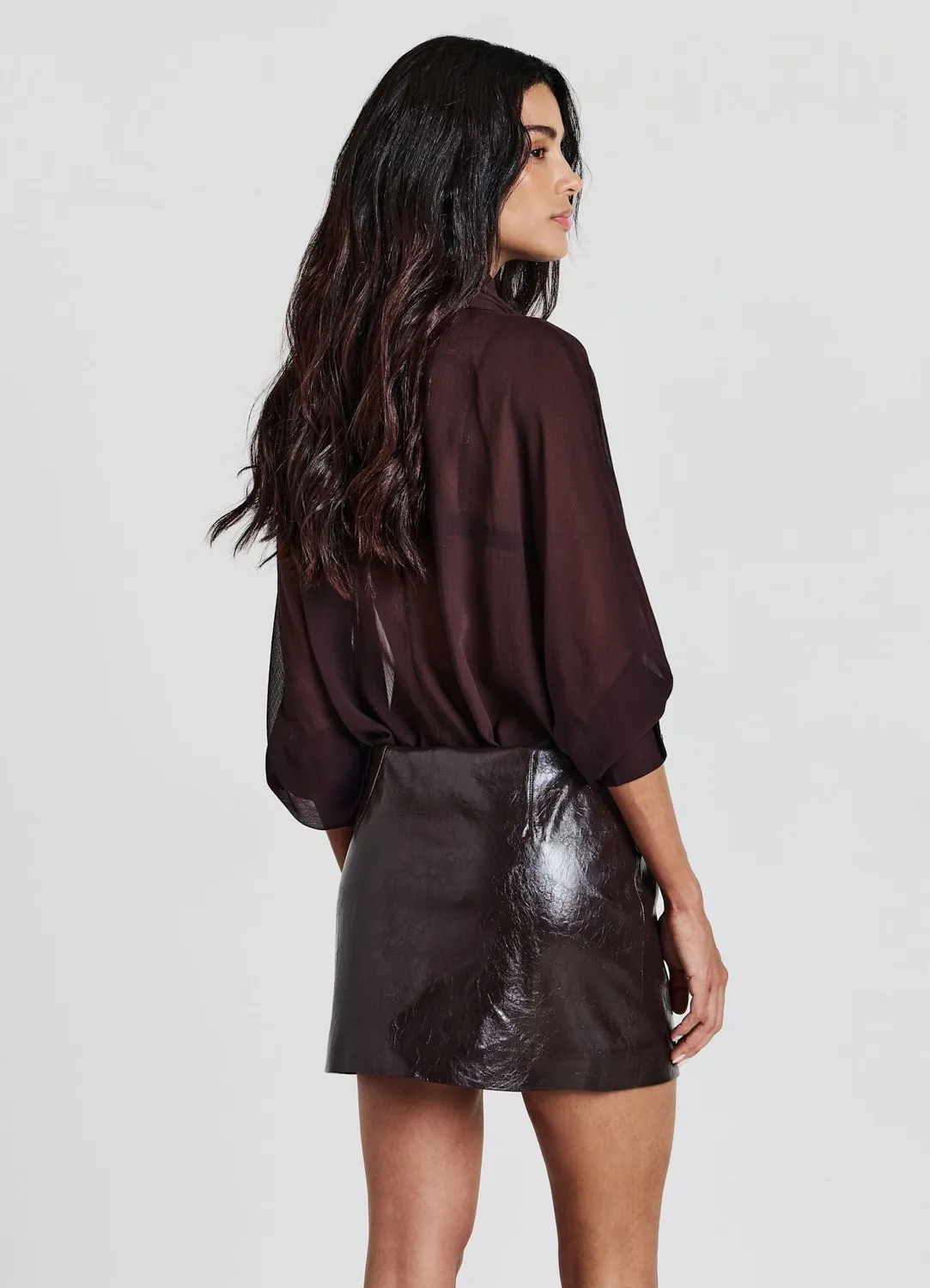 Calliope minijupe effet cuir verni femme