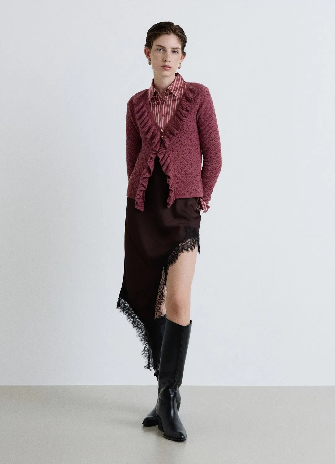 Calliope cardigan femme pointelle volants col V