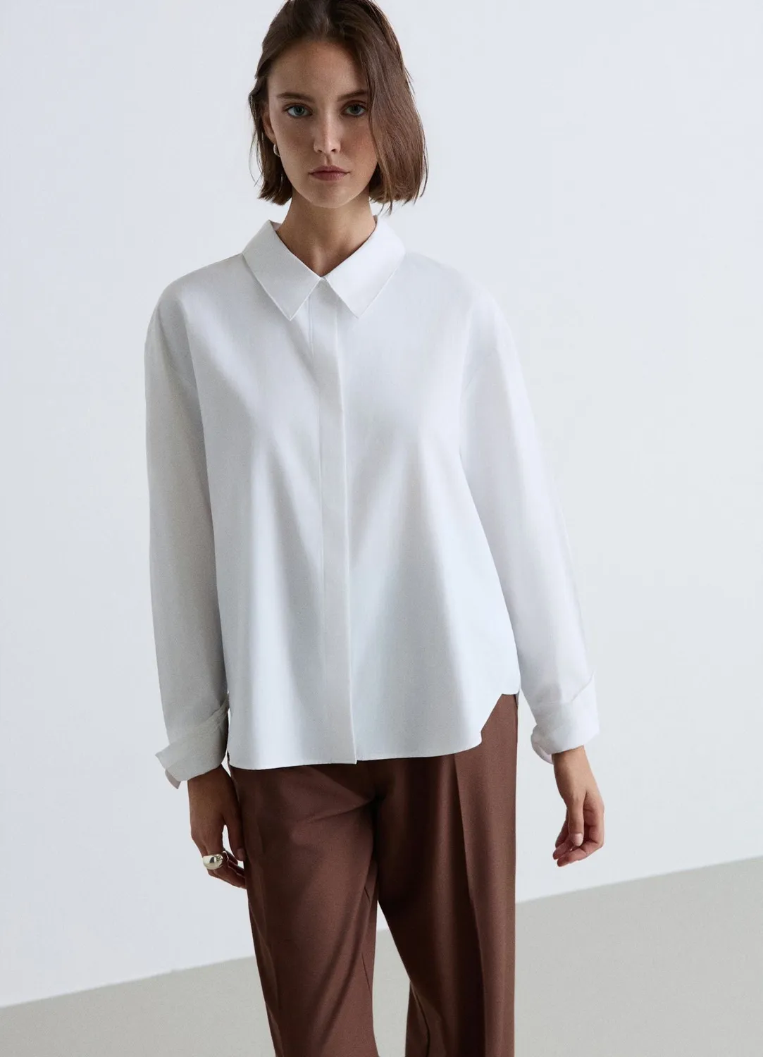 Calliope Chemise unie femme business évasée