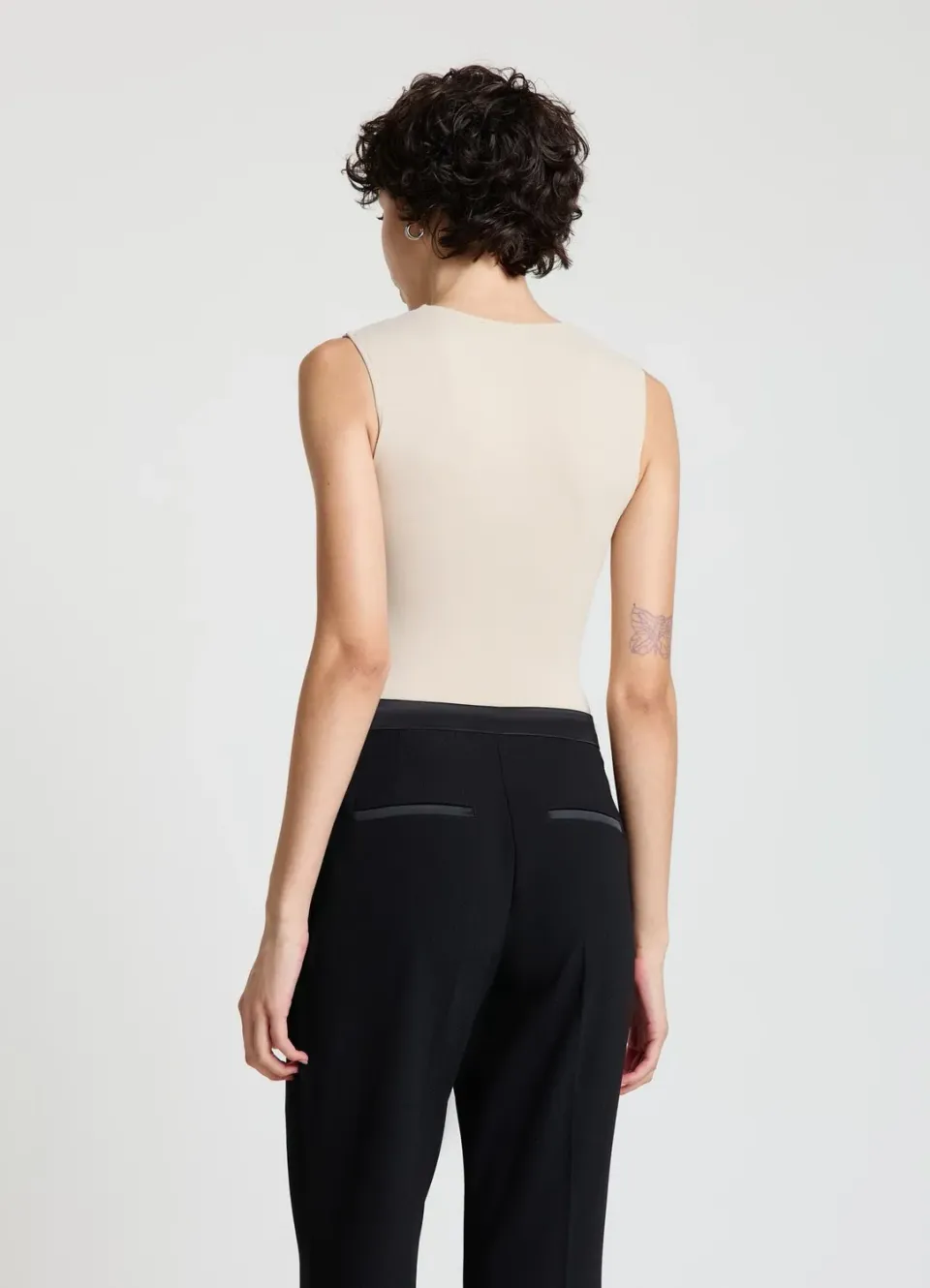 Calliope body femme col rond froncé sans manches