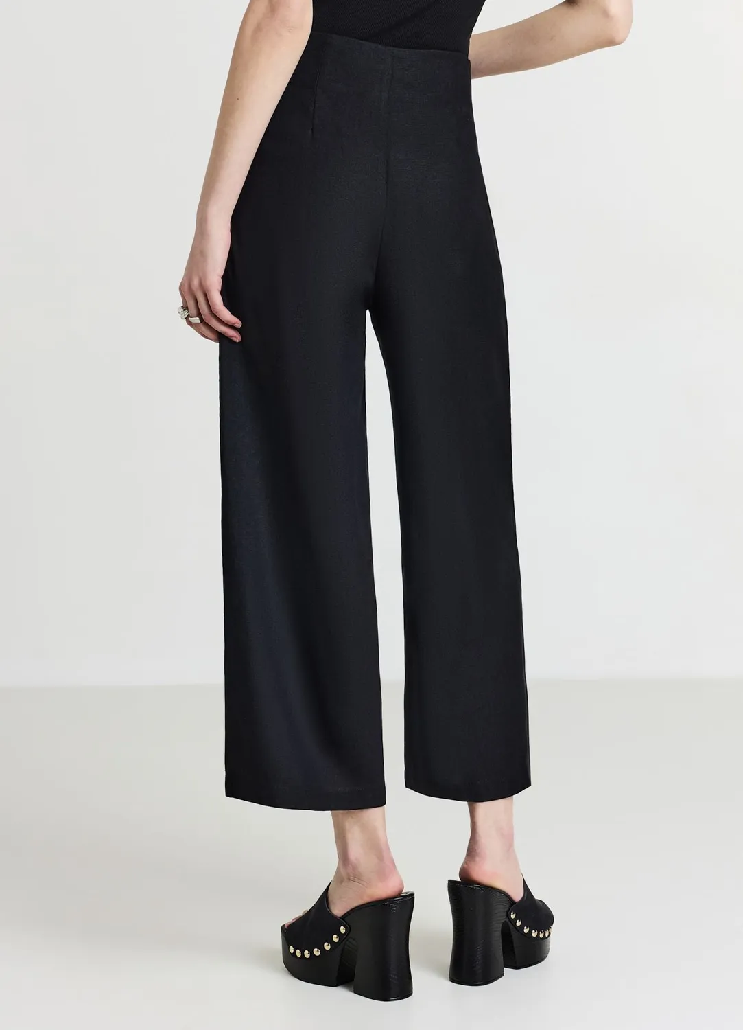 Calliope pantalon culotte à boucle femme