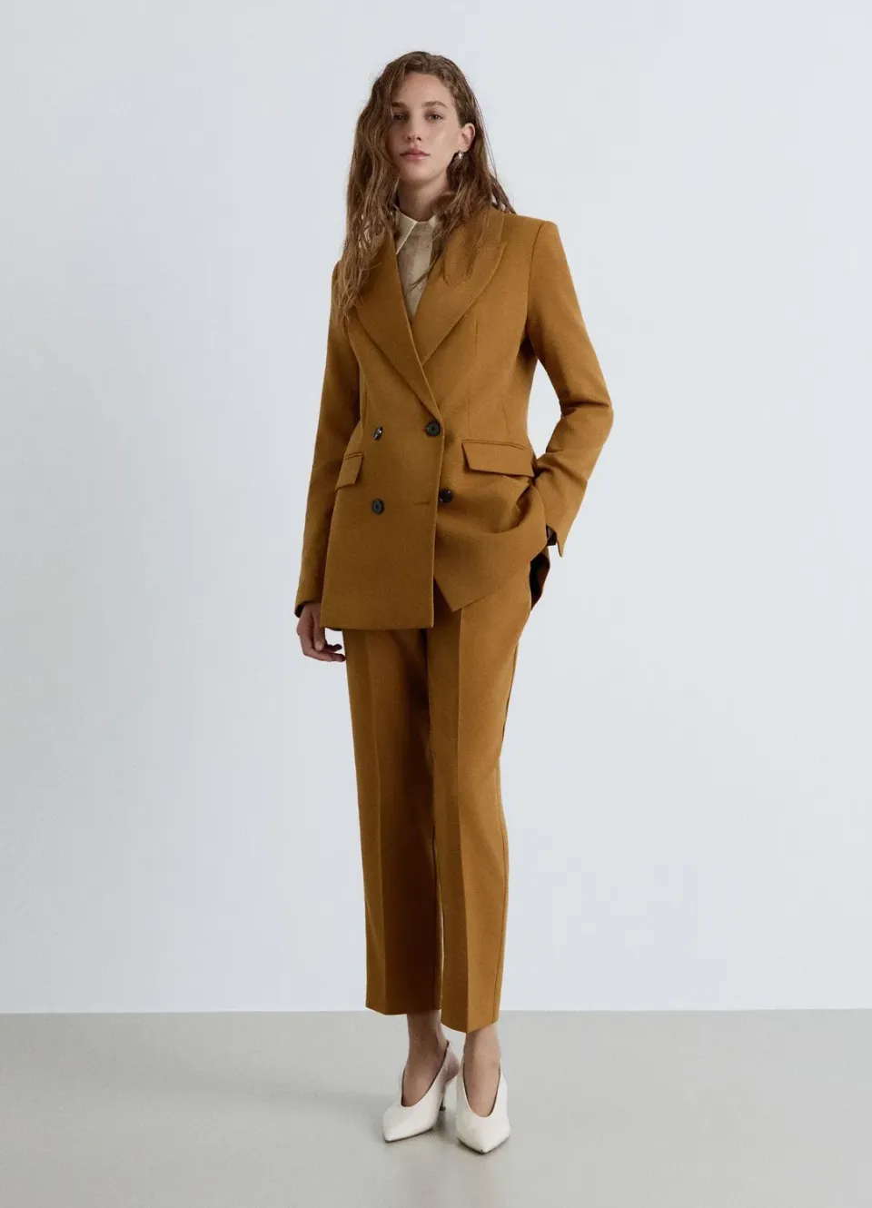 Calliope veste double boutonnage femme cintrée