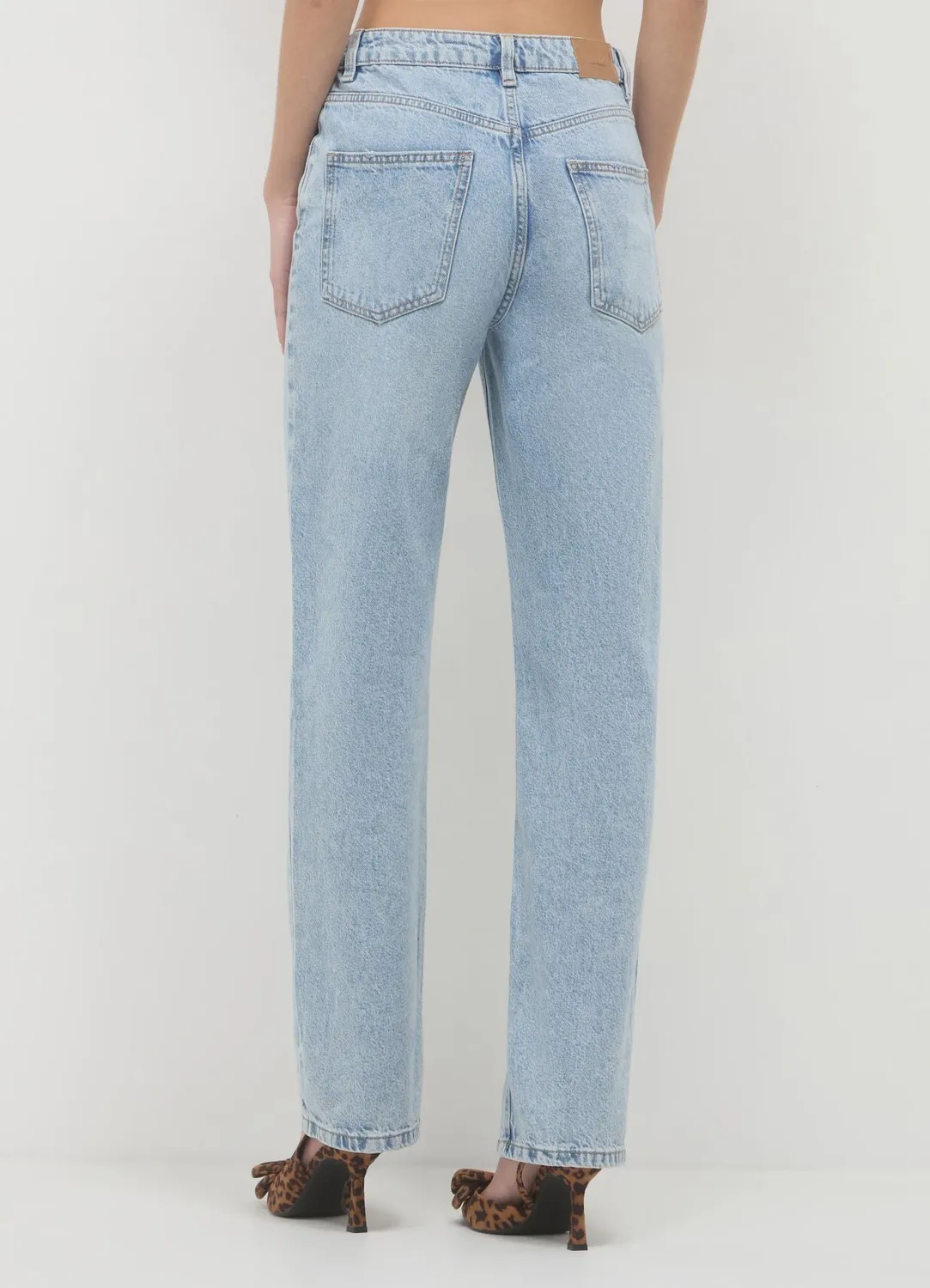 Calliope jean straight femme à revers coupe regular