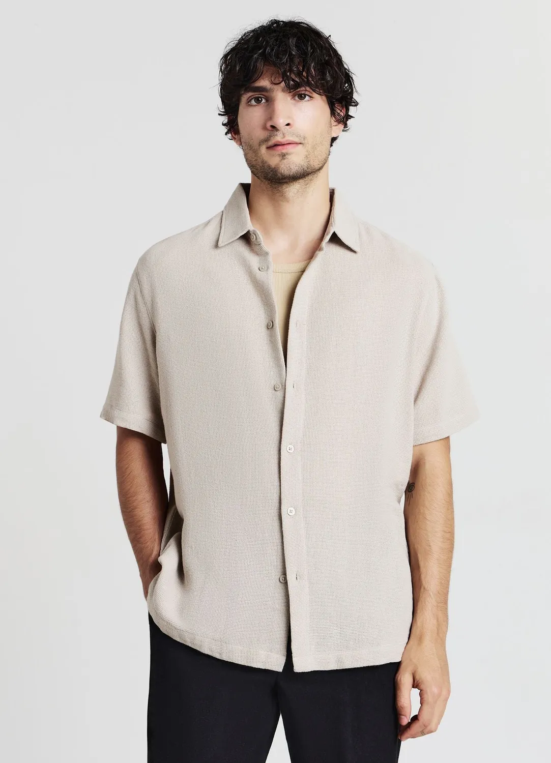 Calliope chemise unie homme manches courtes coton