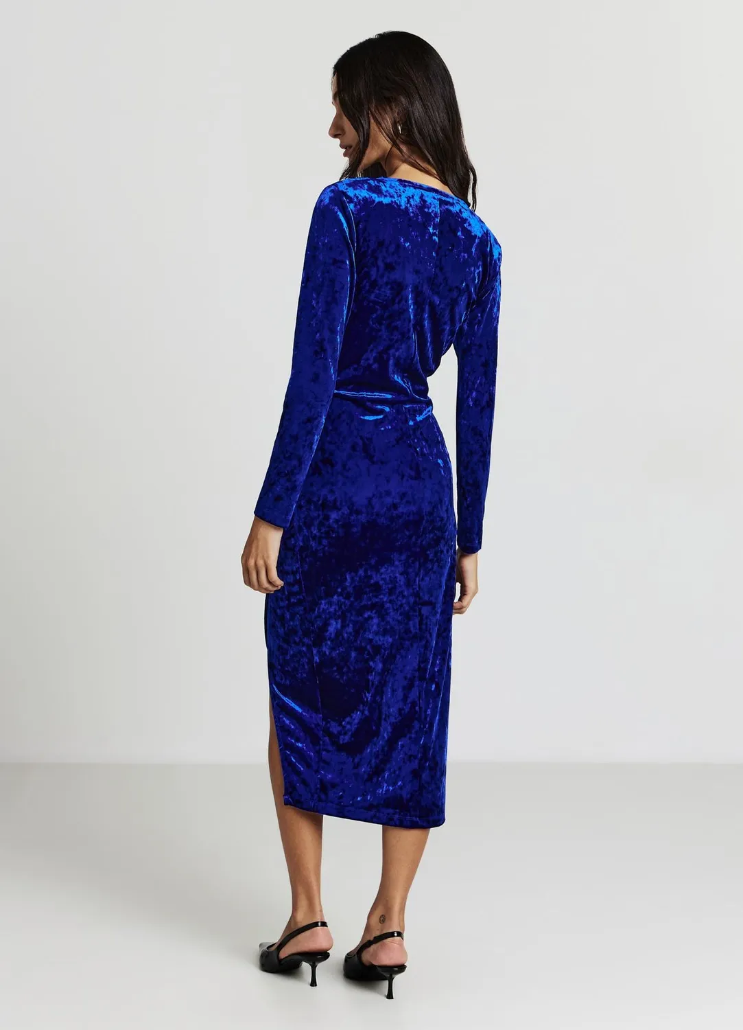 Calliope Atelier Robe longue croisee robe drapee fente