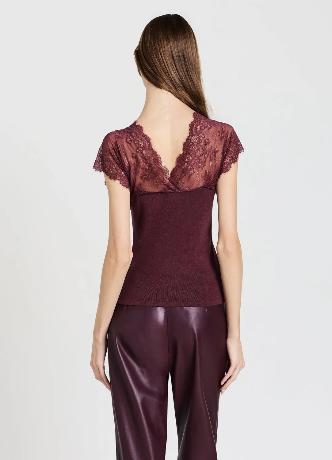 Calliope Top col V dentelle femme taille S