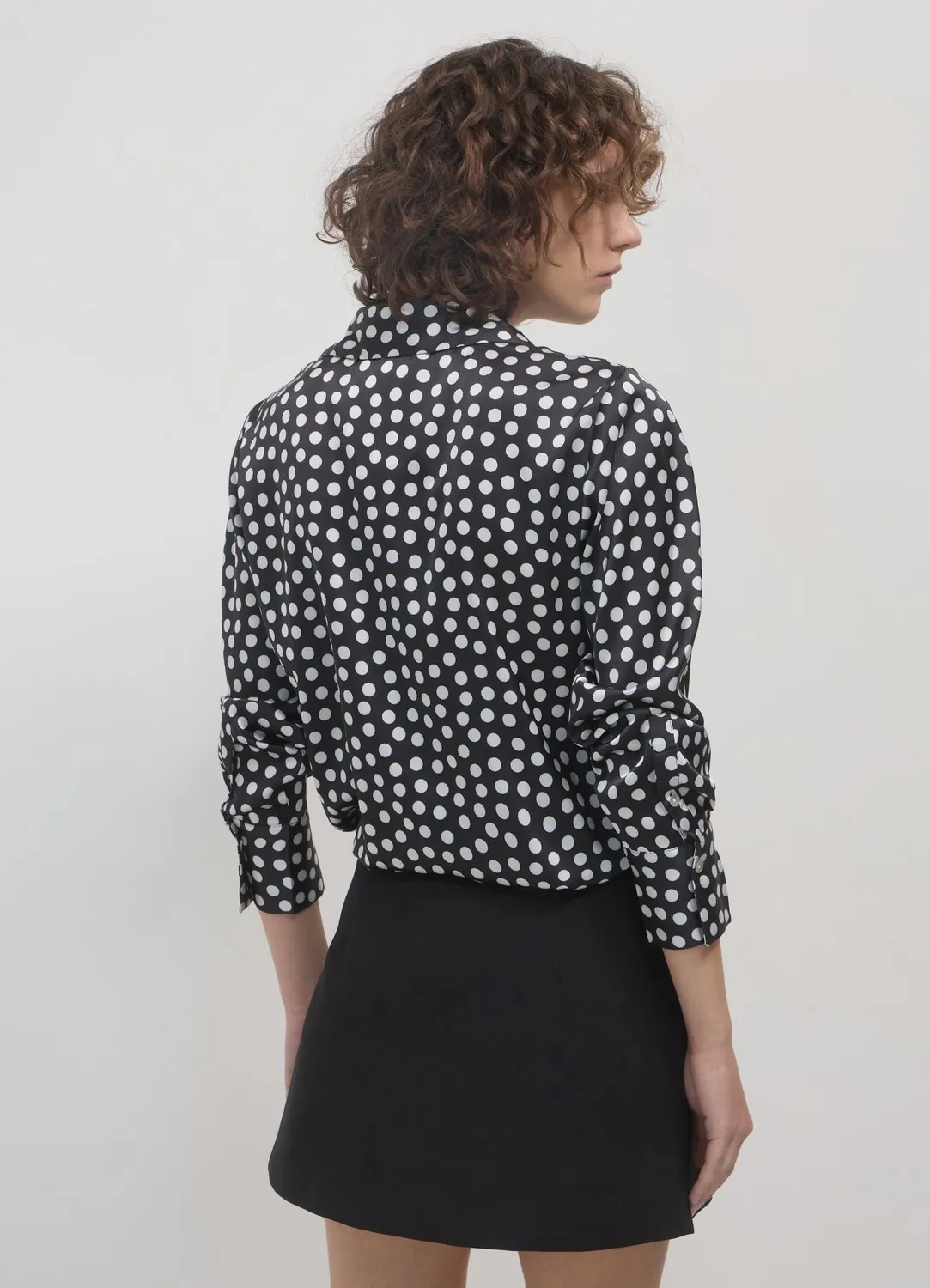 Calliope chemise pois chemisier satiné manches longues