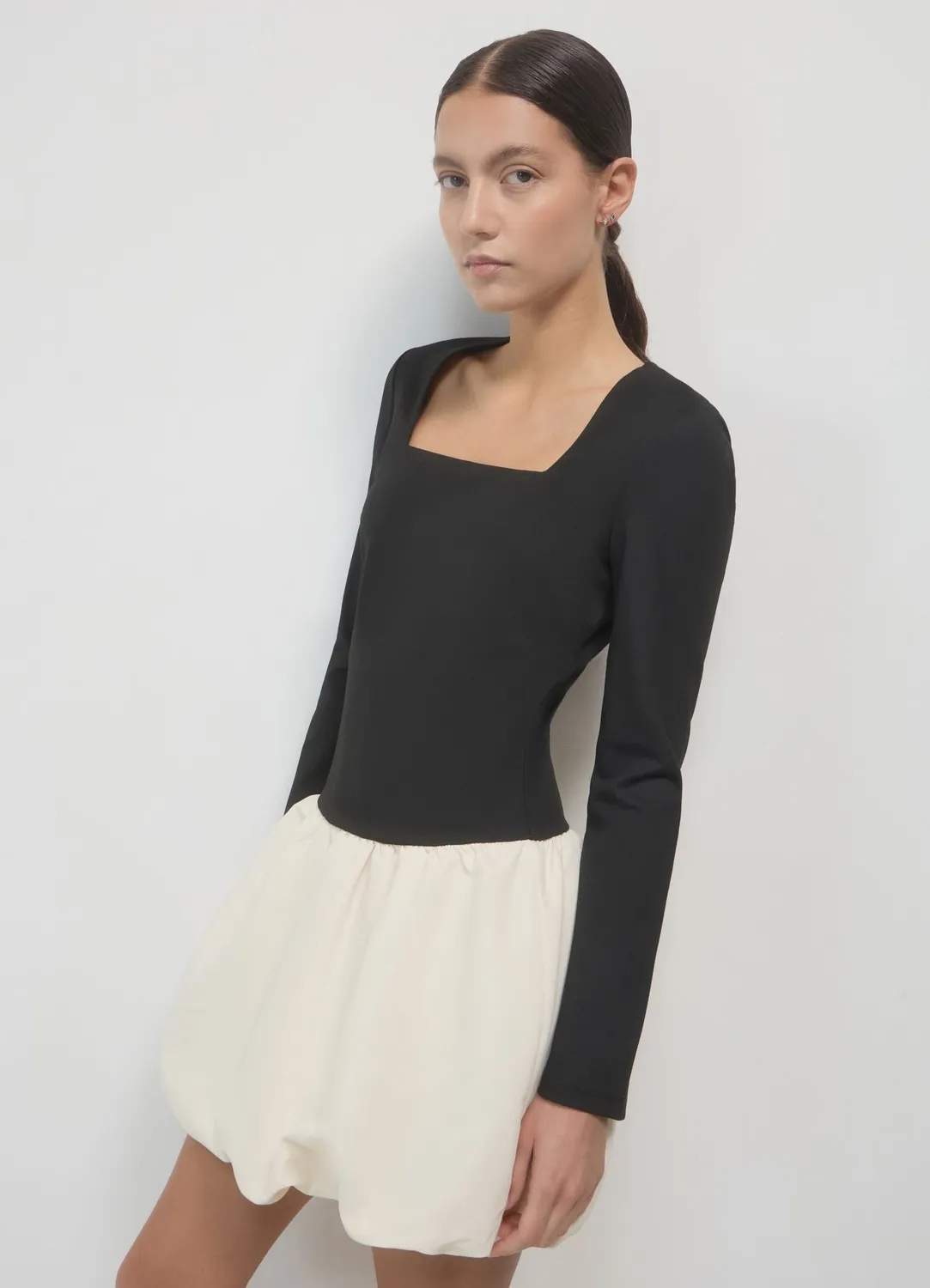 Calliope ballon bicolore robe courte femme col carré