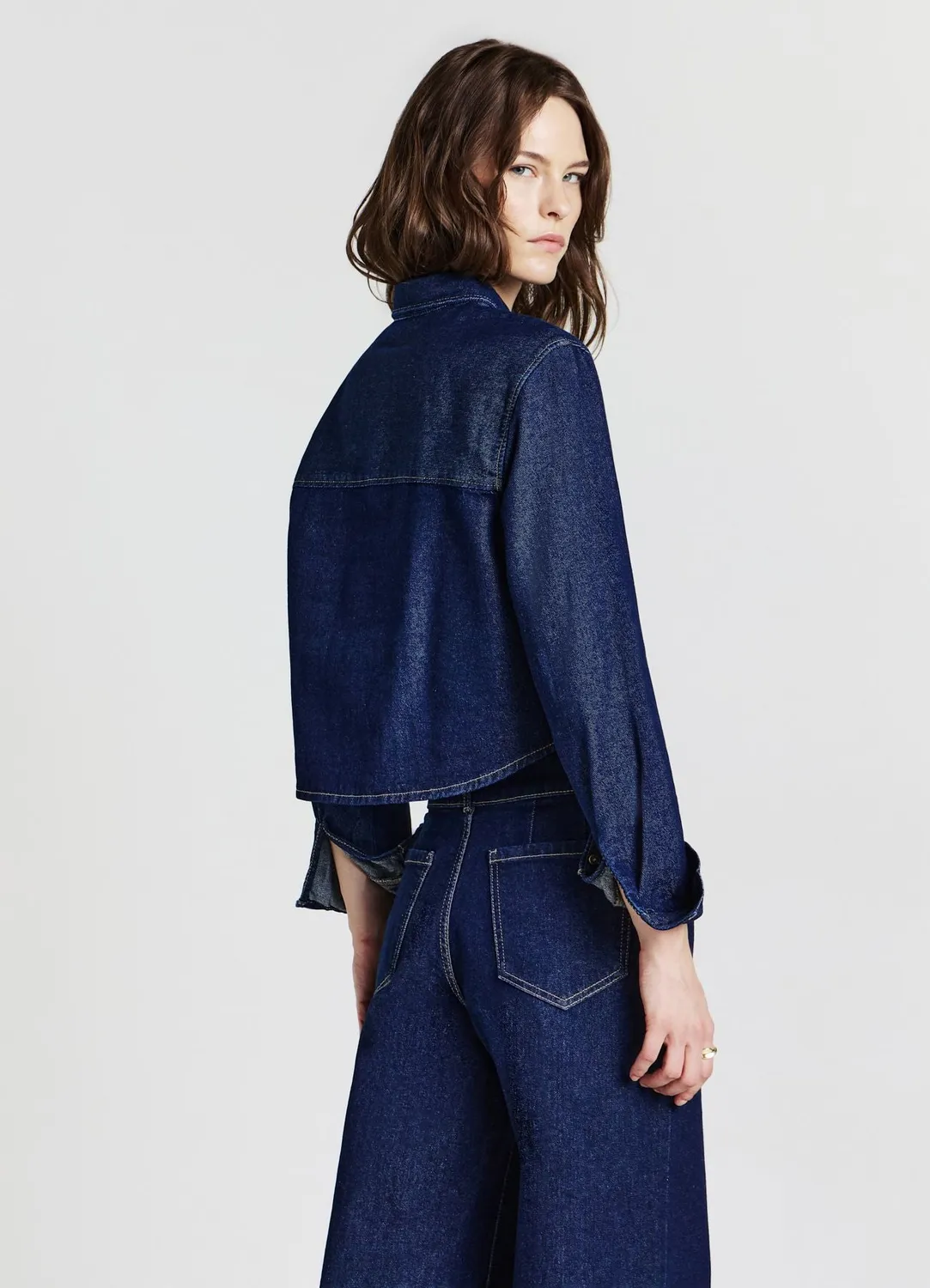 Calliope chemise crop denim femme manches longues