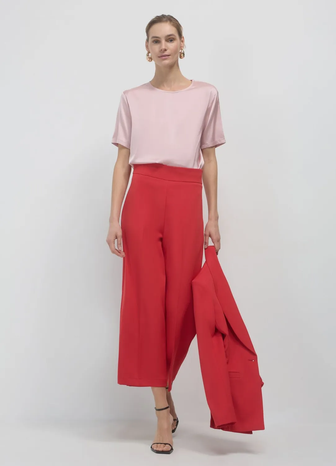 Calliope blouse effet satin manches courtes unie