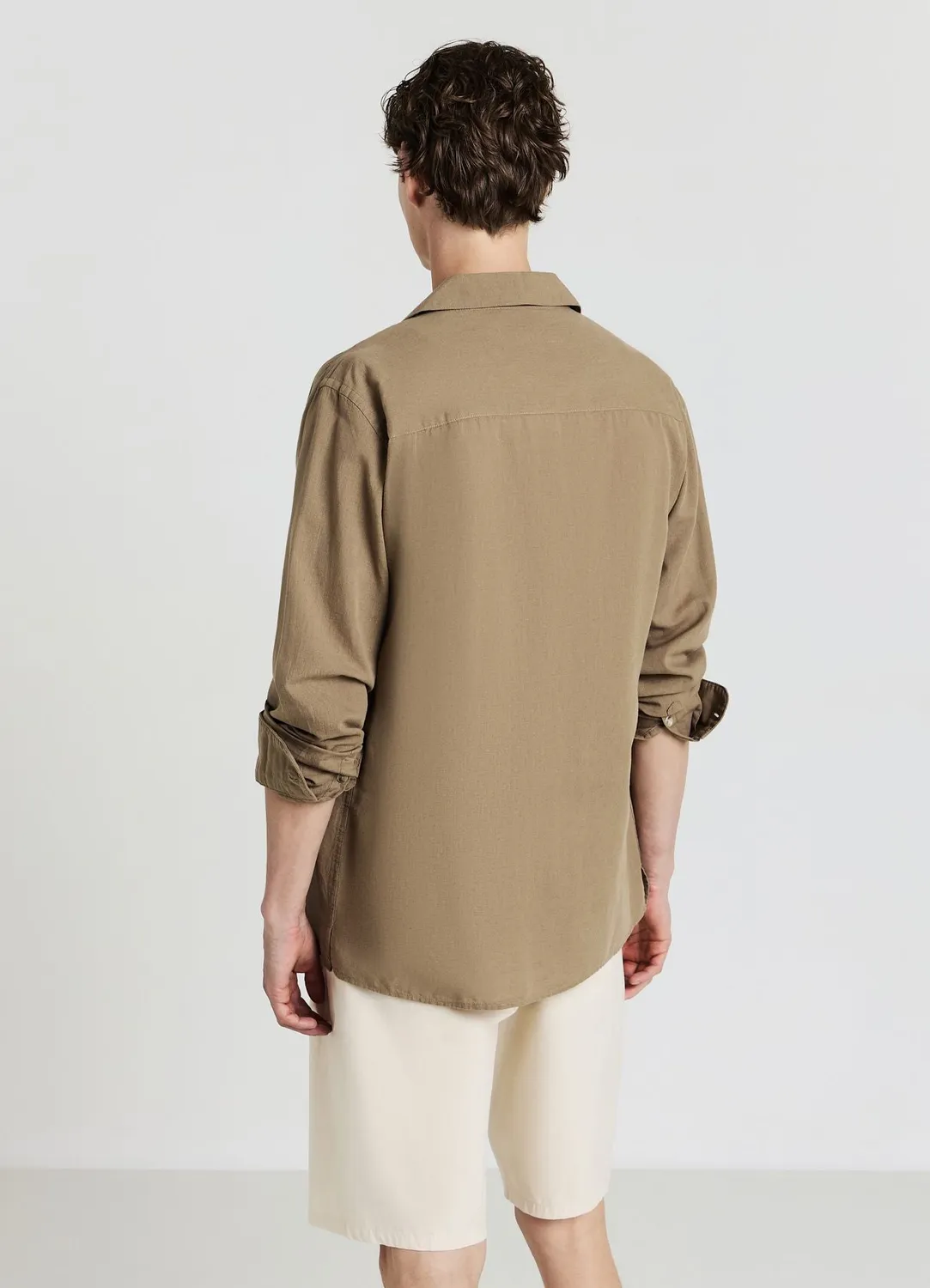 Calliope chemise poches homme coton uni