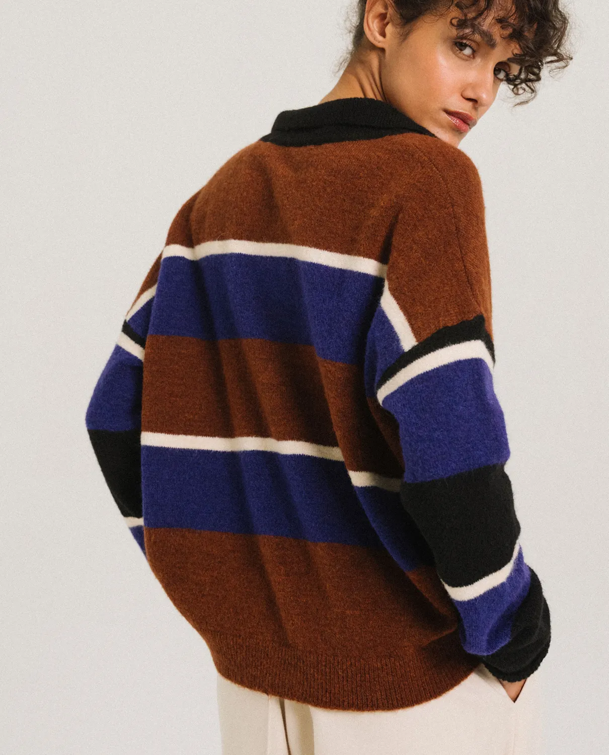 Tinsels Winner pull marron laine patte boutonnée