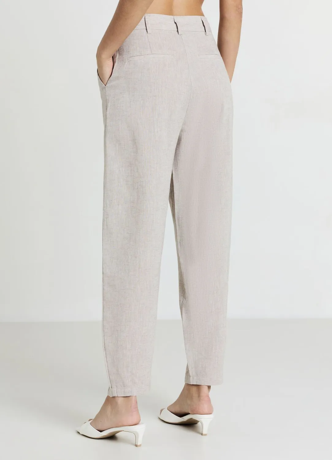 Calliope pantalon carrot femme uni