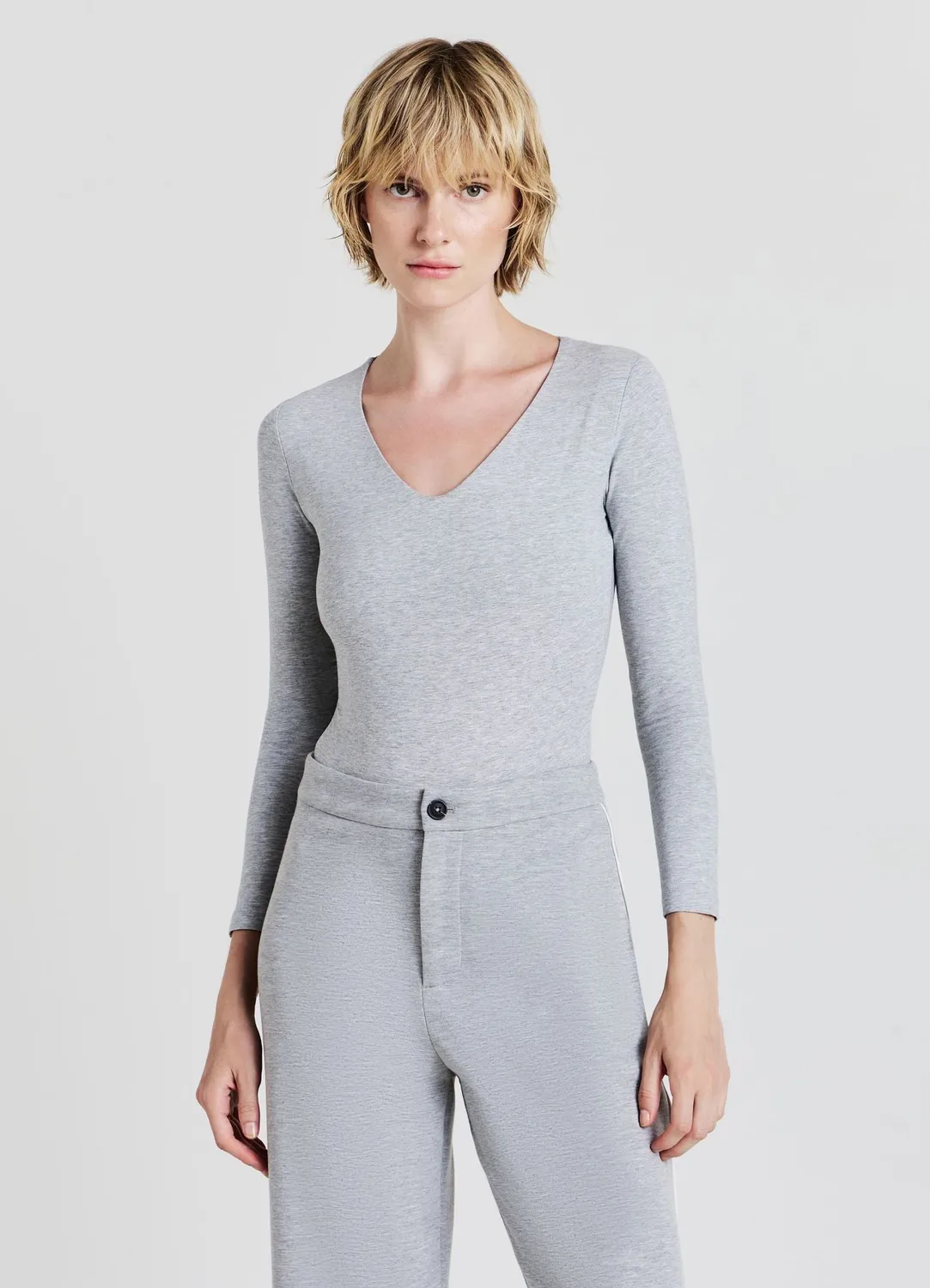 Calliope Body col V femme manches longues ajusté