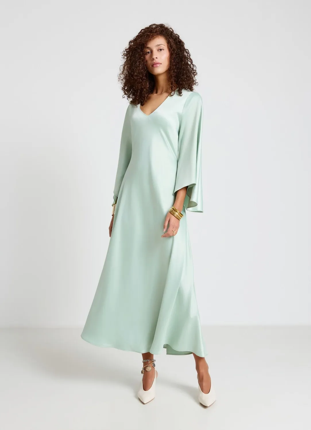 Calliope robe longue satin col V femme