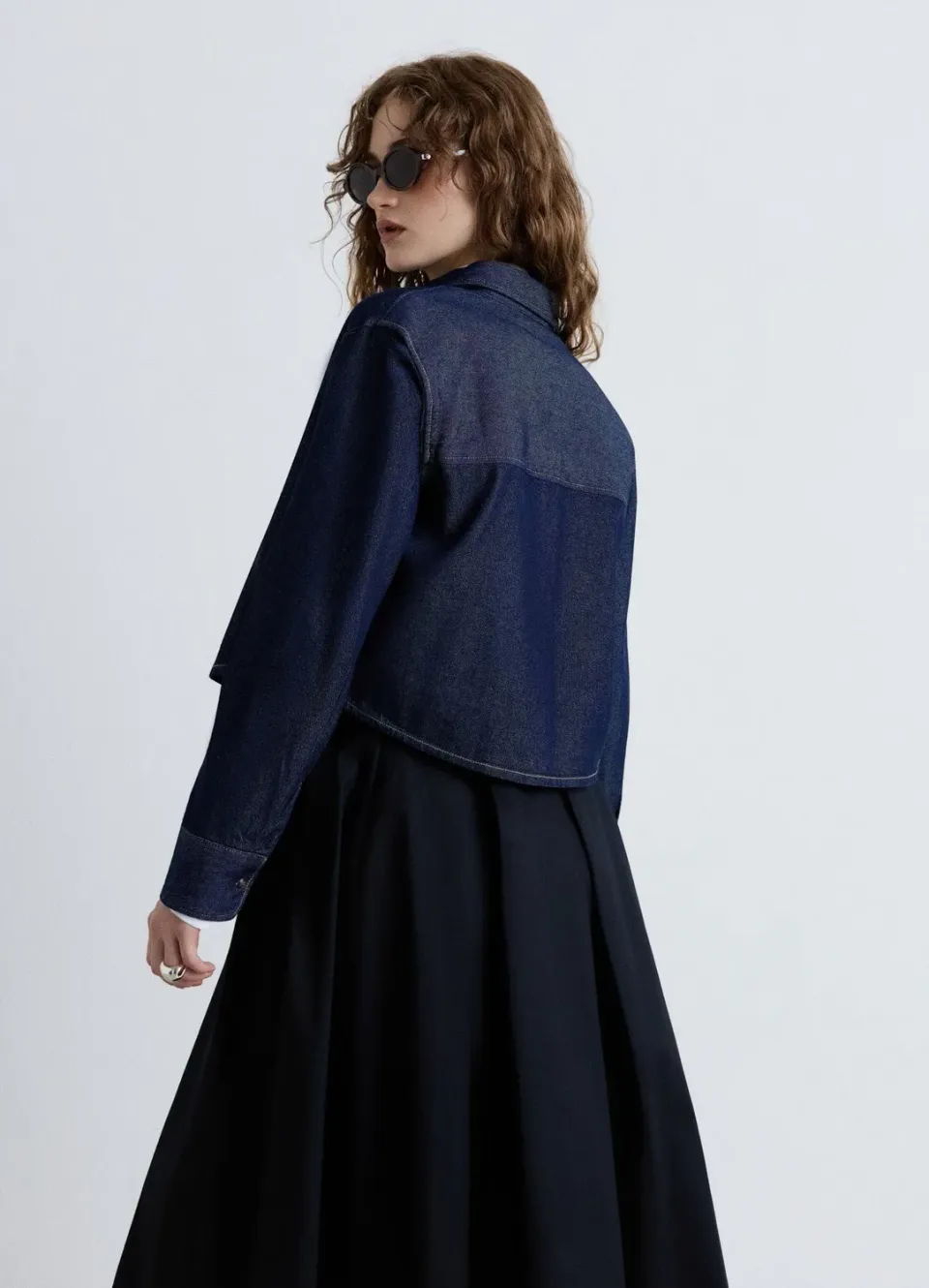 Calliope chemise crop denim femme unie