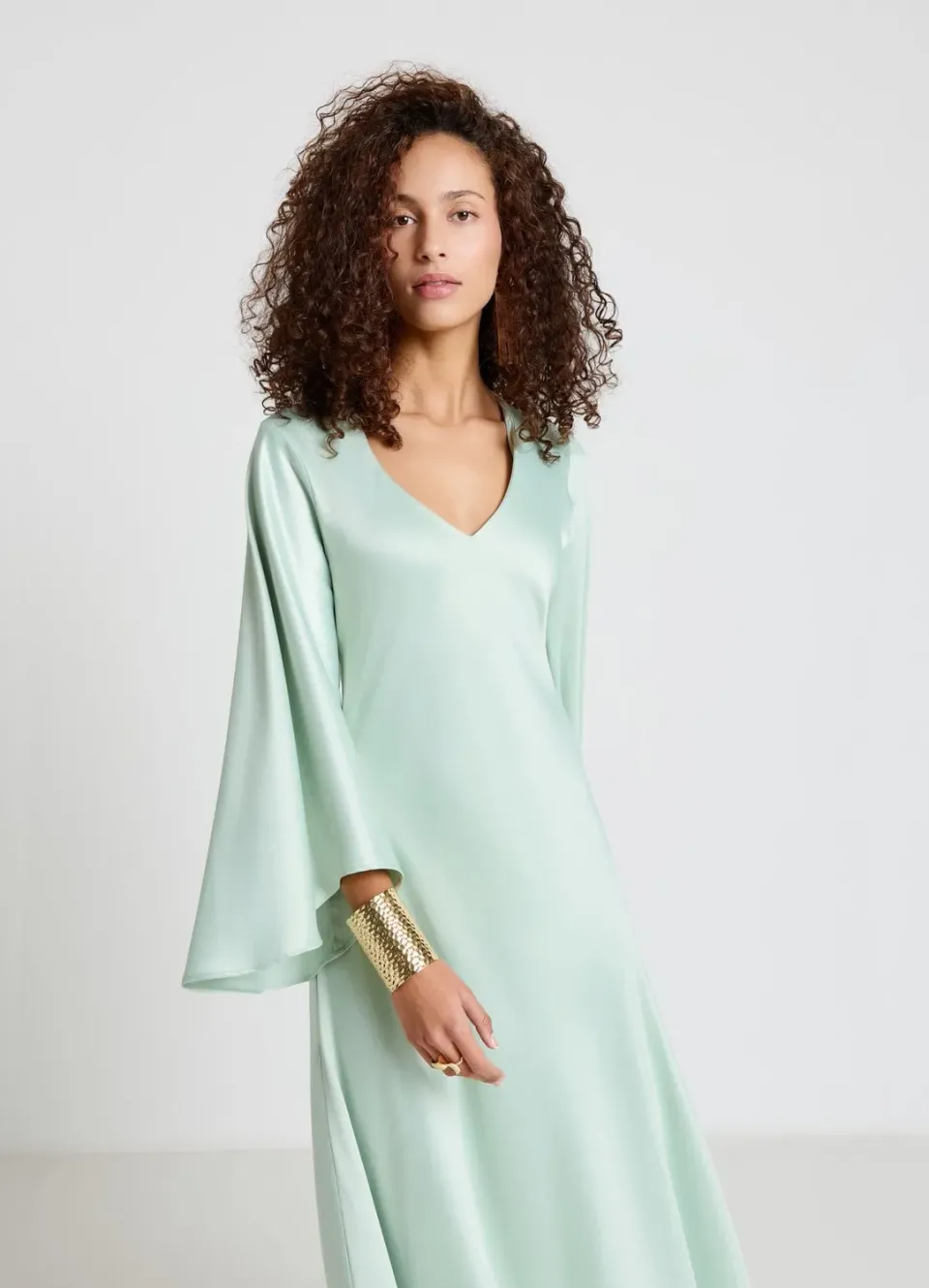 Calliope robe longue satin col V femme