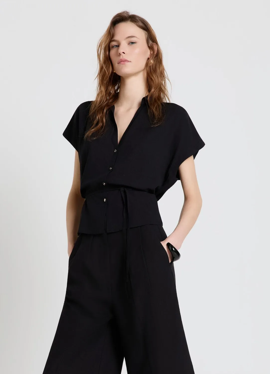 Calliope chemise coulisse femme semi-transparente manches courtes