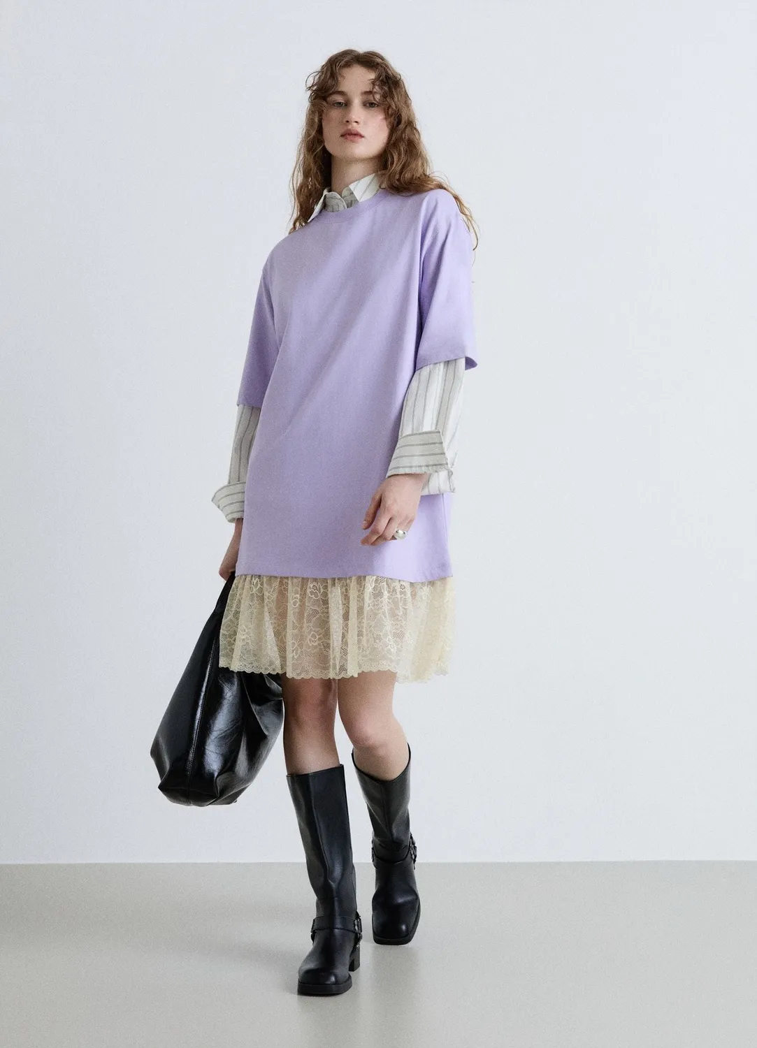 Calliope robe t-shirt unie à volant dentelle