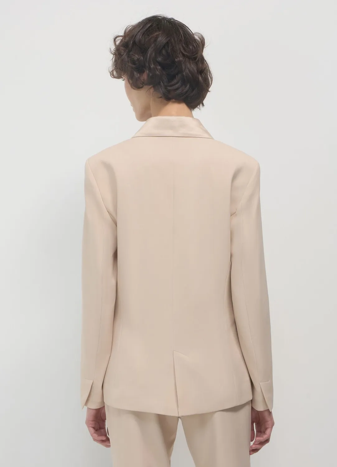 Calliope veste croisée femme col satiné