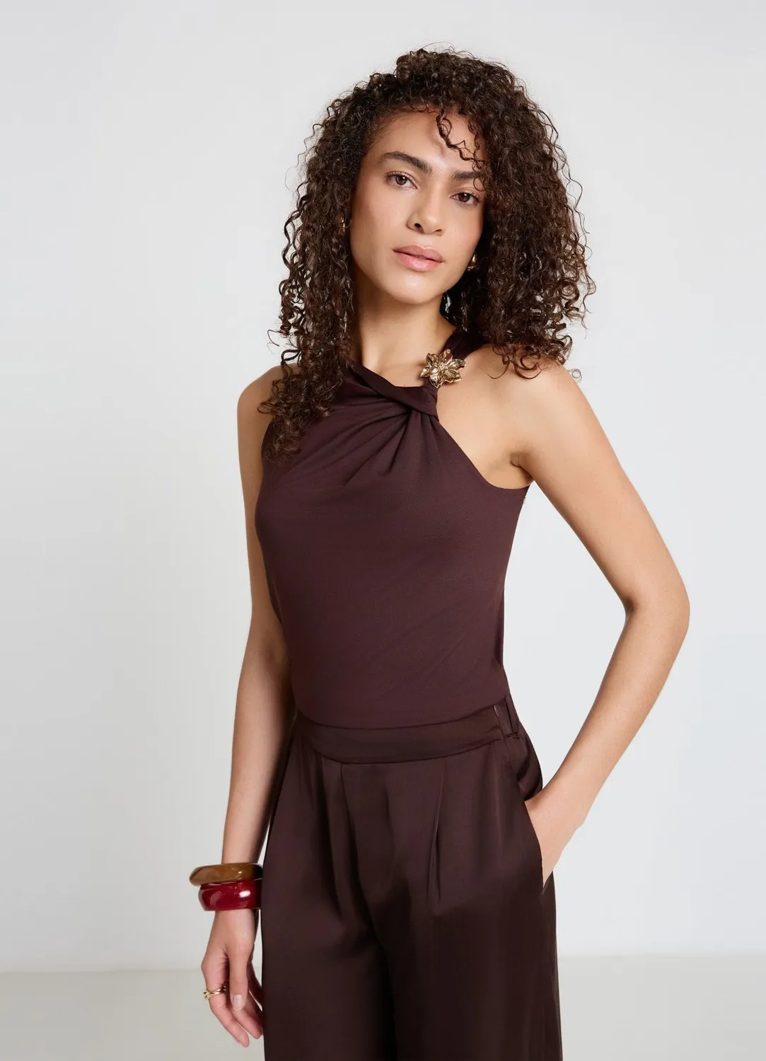 Calliope top asymétrique femme fleur métal soirée