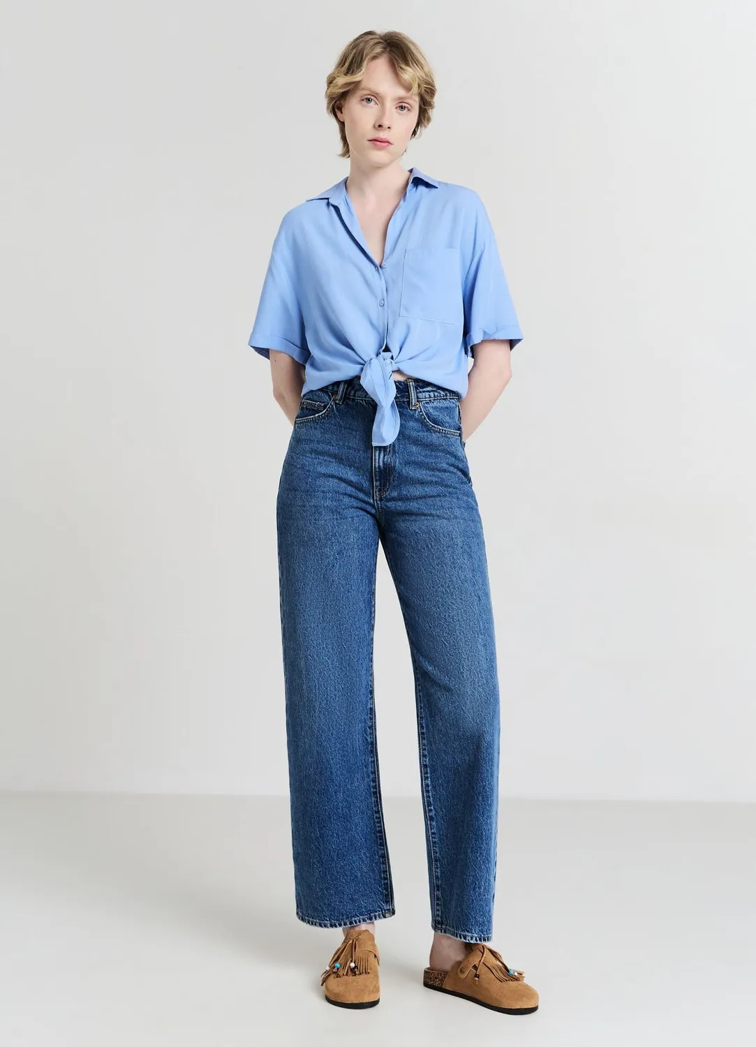 Calliope chemise nouée manches courtes femme