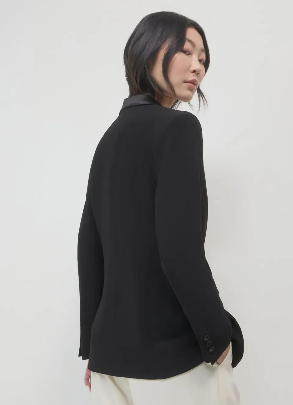 Calliope Veste Slim Revers Satiné Veste Femme