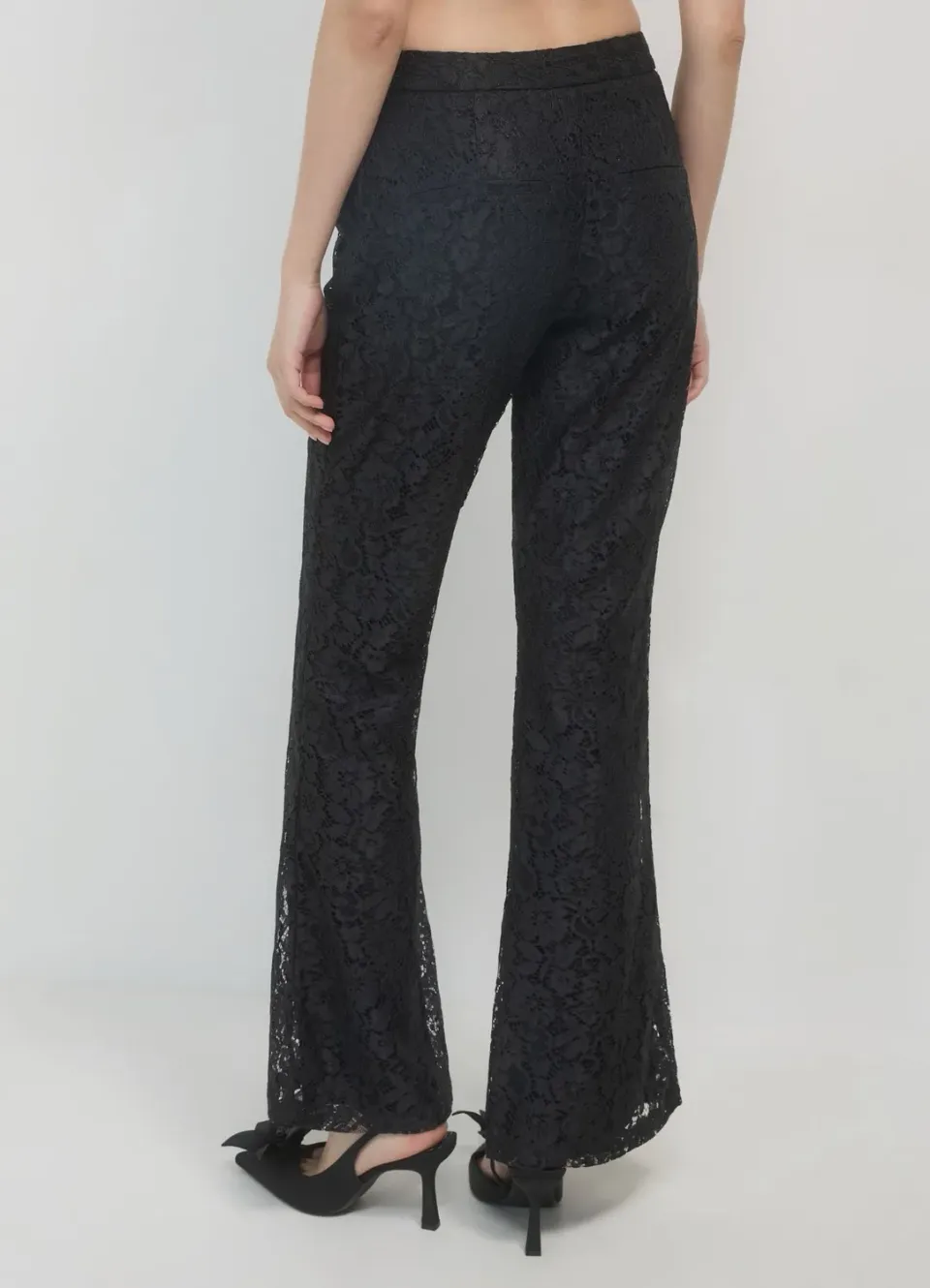 Calliope pantalon femme dentelle regular chic